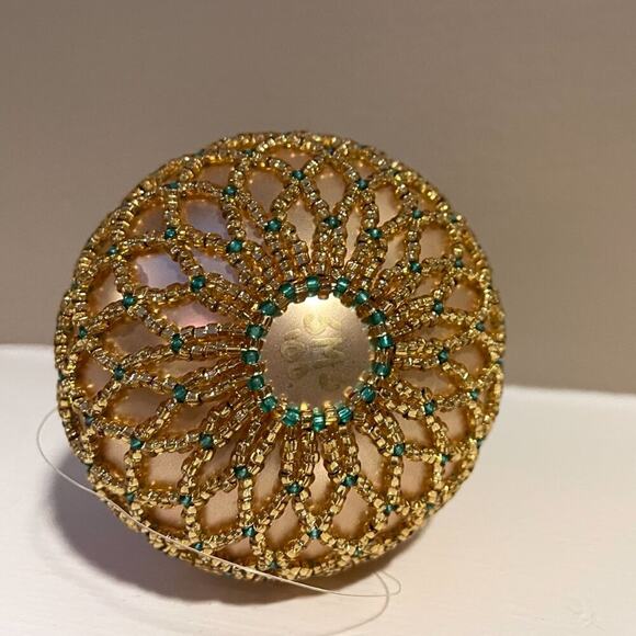 2 Beaded Christmas Ornaments - Gold, Red, Mesh Beaded, Holiday, Tree Decoration - Picture 4 of 8